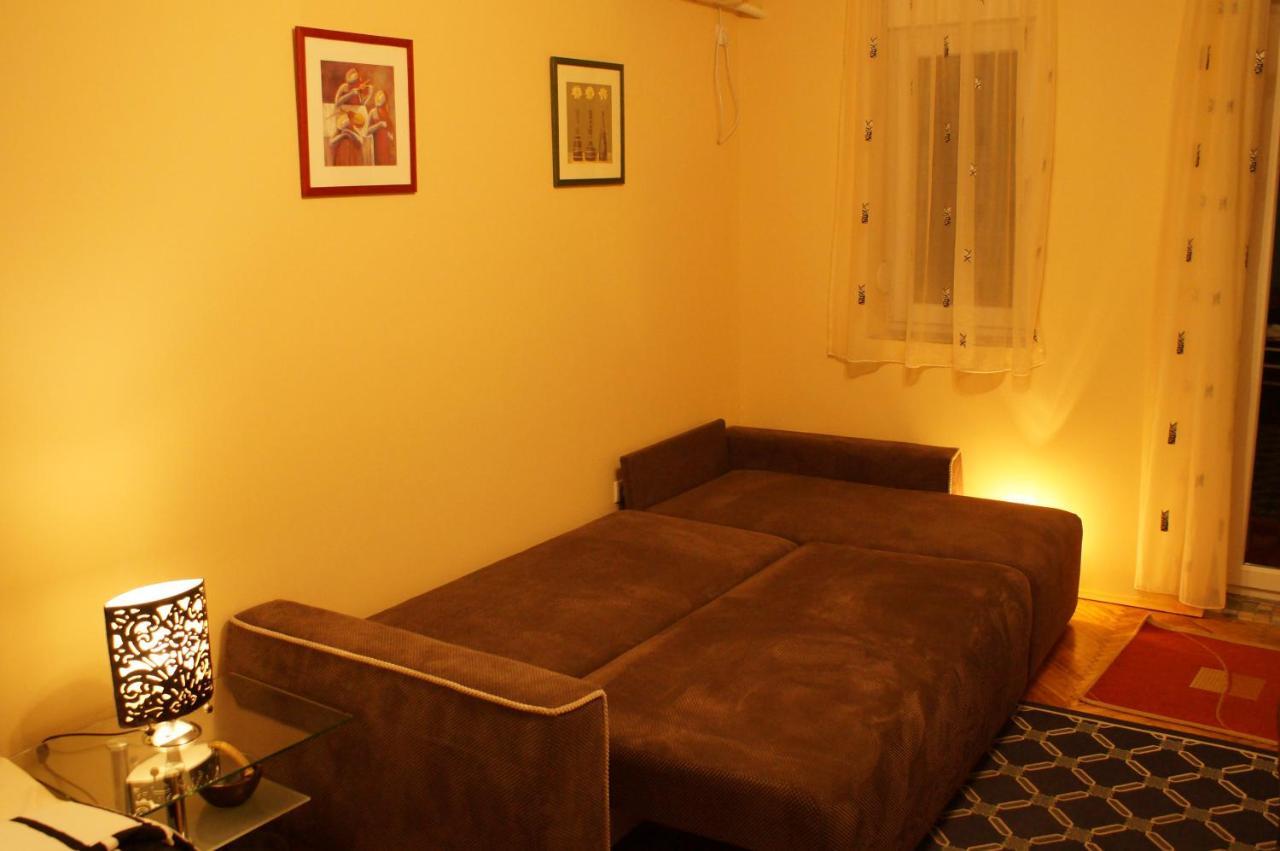 Ferienwohnung By The Park Free Parking Belgrad Exterior foto